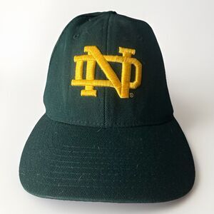 Vtg Zephyr “Z-Fit” Notre Dame Fighting Irish Stretch Hat — Green/Gold M/L NCAA